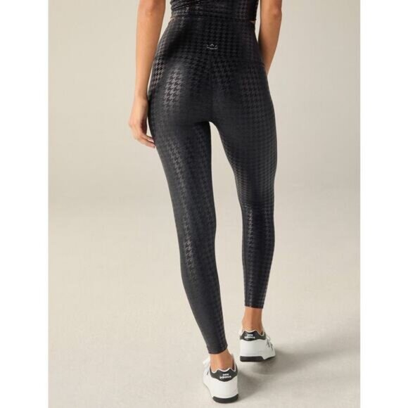 BEYOND YOGA Caught in the Midi Legging Houndstooth Black Size Medium - Picture 3 of 8